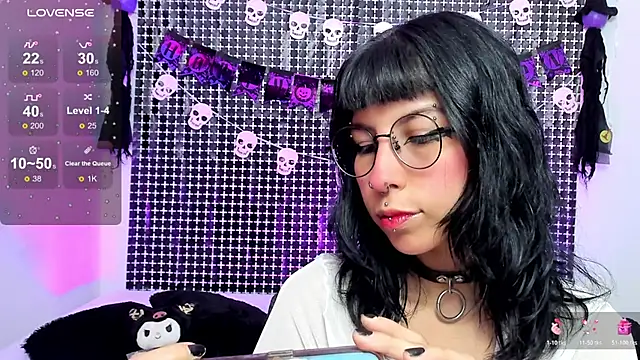 Rose 72 online show from 10/23/25, 07:34