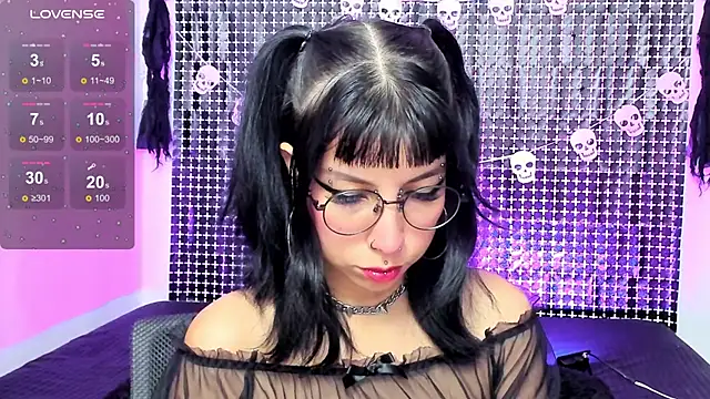 Rose 72 online show from 11/06/25, 08:21