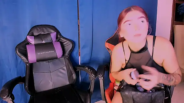 nahomy ryans online show from 09/21/25, 07:21