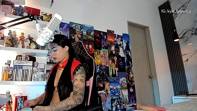 Snapshot of soy_kylebrown chatting on 10/31/25, 03:57 soy kylebrown online show from 10/31/25, 03:57