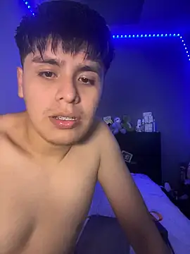 Kailertwink online show from 04/30/26, 03:35