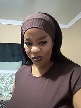THICKBUNNYCHICKxxx online show from 06/04/26, 08:15