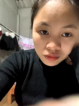 Snapshot of NhuFox chatting on 11/03/25, 01:40 NhuFox online show from 11/03/25, 01:40