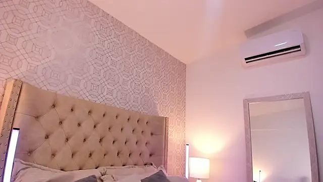 SuccubusDolly online show from 10/31/25, 08:21