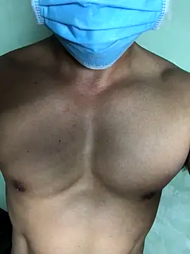 Snapshot of Huynh-duc-huy chatting on 12/17/25, 07:58 Huynh-duc-huy online show from 12/17/25, 07:58