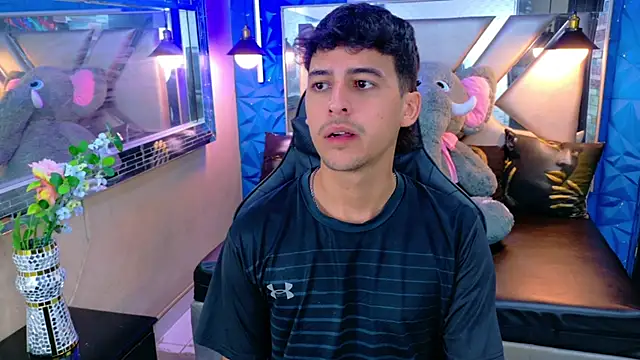 Snapshot of Alan_Del_Reyx chatting on 09/13/25, 03:50 Alan Del Reyx online show from 09/13/25, 03:50