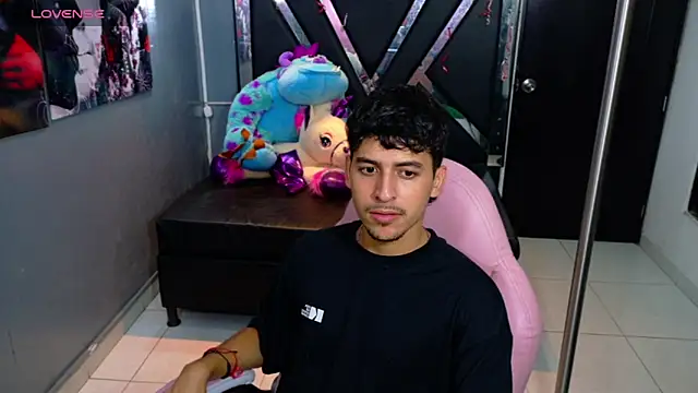 Snapshot of Alan_Del_Reyx chatting on 09/22/25, 08:44 Alan Del Reyx online show from 09/22/25, 08:44