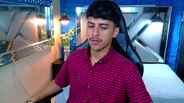 Snapshot of Alan_Del_Reyx chatting on 03/07/26, 03:25 Alan Del Reyx online show from 03/07/26, 03:25