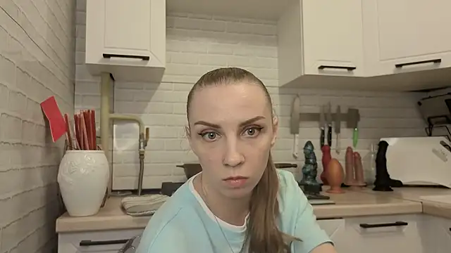 Edena  online show from 06/09/26, 03:12