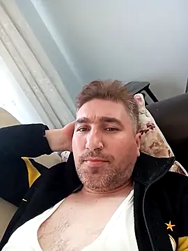 Snapshot of mert0359 chatting on 04/27/26, 12:47 mert0359 online show from 04/27/26, 12:47