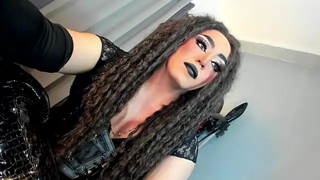 MagnaCumLoader17 online show from 11/28/25, 10:56