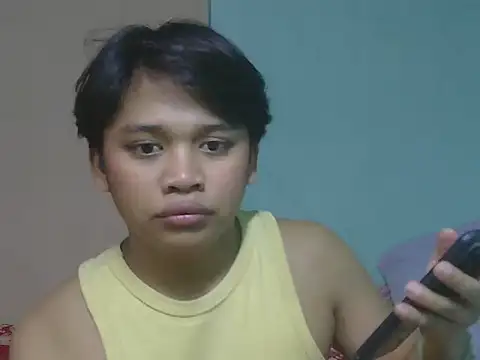 Snapshot of pinaymorena_zeinab chatting on 07/17/26, 11:50 pinaymorena zeinab online show from 07/17/26, 11:50