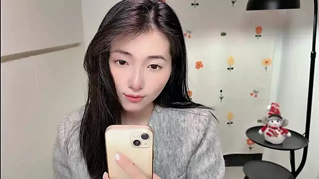 Snapshot of Rosalind_xixi chatting on 03/15/26, 12:44 Rosalind xixi online show from 03/15/26, 12:44