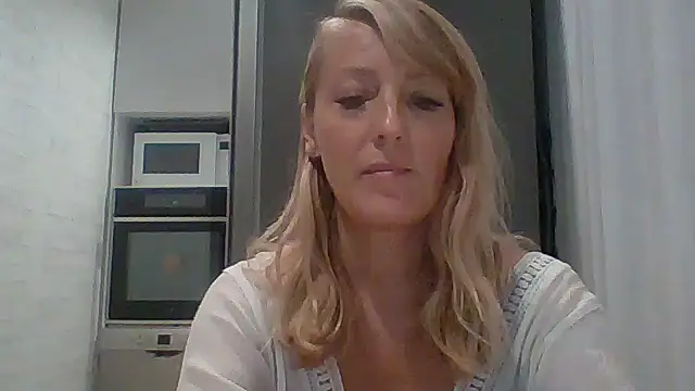 Vexxaa online show from 10/04/25, 04:16