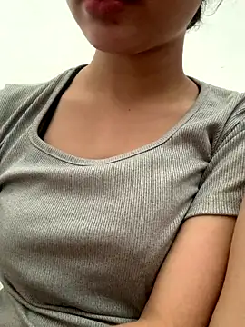 Snapshot of Nguyenha11 chatting on 09/16/25, 05:52 Nguyenha11 online show from 09/16/25, 05:52