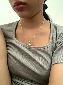 Snapshot of Nguyenha11 chatting on 10/29/25, 07:32 Nguyenha11 online show from 10/29/25, 07:32