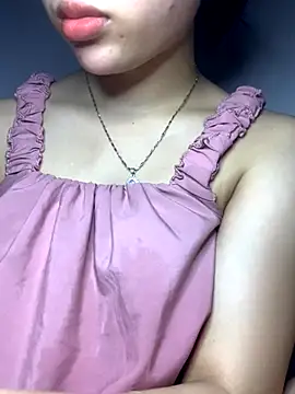 Snapshot of Nguyenha11 chatting on 10/30/25, 10:06 Nguyenha11 online show from 10/30/25, 10:06