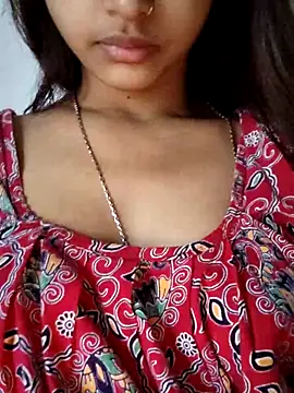 Snapshot of sana-5 chatting on 10/16/25, 07:42 sana-5 online show from 10/16/25, 07:42