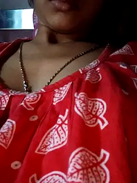 Snapshot of sana-5 chatting on 10/24/25, 09:17 sana-5 online show from 10/24/25, 09:17