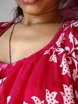 Snapshot of sana-5 chatting on 11/08/25, 07:52 sana-5 online show from 11/08/25, 07:52