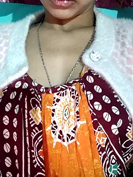 Snapshot of sana-5 chatting on 11/25/25, 02:28 sana-5 online show from 11/25/25, 02:28