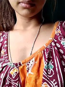 Snapshot of sana-5 chatting on 11/30/25, 06:39 sana-5 online show from 11/30/25, 06:39