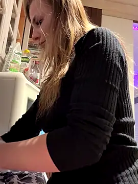 Snapshot of IsabellaEtha chatting on 10/29/25, 04:48 IsabellaEtha online show from 10/29/25, 04:48