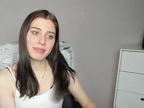 Snapshot of dreamPIA chatting on 12/16/25, 02:44 dreamPIA online show from 12/16/25, 02:44