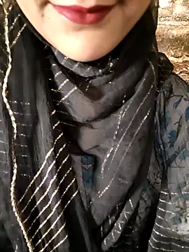 Snapshot of Indian-Aleena chatting on 09/17/25, 06:37 Indian-Aleena online show from 09/17/25, 06:37