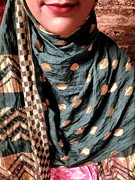 Snapshot of Indian-Aleena chatting on 09/25/25, 03:49 Indian-Aleena online show from 09/25/25, 03:49