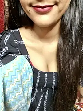 Snapshot of Indian-Aleena chatting on 10/17/25, 07:38 Indian-Aleena online show from 10/17/25, 07:38