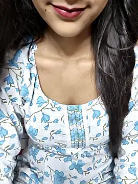 Snapshot of Indian-Aleena chatting on 10/20/25, 04:18 Indian-Aleena online show from 10/20/25, 04:18