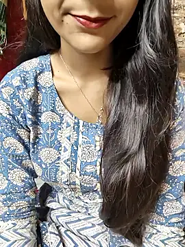 Snapshot of Indian-Aleena chatting on 11/20/25, 06:57 Indian-Aleena online show from 11/20/25, 06:57