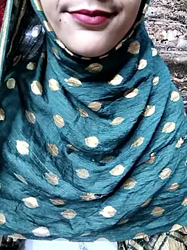 Snapshot of Indian-Aleena chatting on 12/02/25, 10:09 Indian-Aleena online show from 12/02/25, 10:09