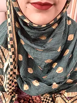 Snapshot of Indian-Aleena chatting on 01/06/26, 05:33 Indian-Aleena online show from 01/06/26, 05:33