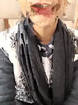 Snapshot of Indian-Aleena chatting on 01/19/26, 05:00 Indian-Aleena online show from 01/19/26, 05:00