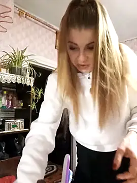 Hyupobigih online show from 11/04/25, 08:30