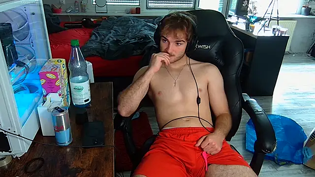 Snapshot of Rudi2007Eye chatting on 09/22/25, 09:55 Rudi2007Eye online show from 09/22/25, 09:55