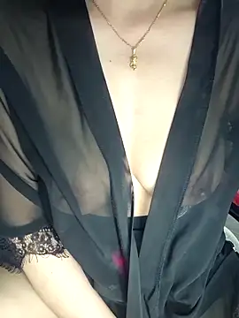 Linh linh01 online show from 03/12/26, 05:41