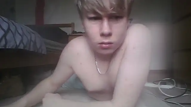 Snapshot of TomasCramp chatting on 03/22/26, 02:20 TomasCramp online show from 03/22/26, 02:20