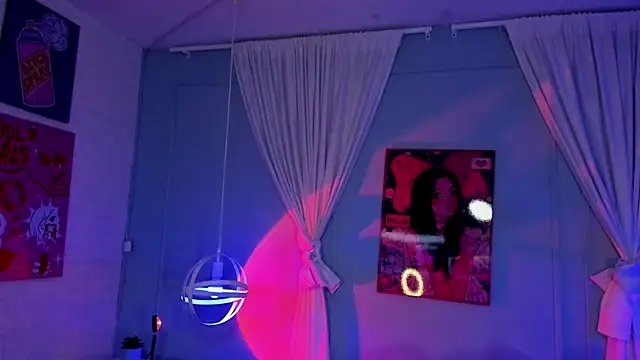 Hannahpage online show from 10/06/25, 11:40