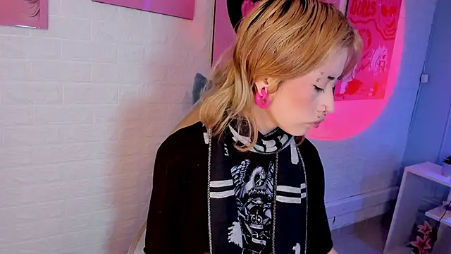 Hannahpage online show from 10/16/25, 11:55