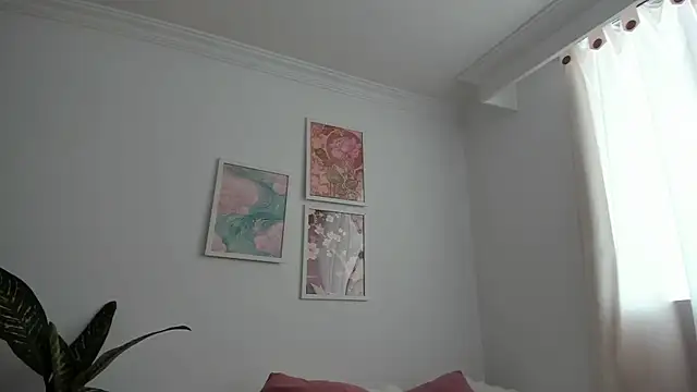 canelleGarces online show from 06/14/26, 02:41