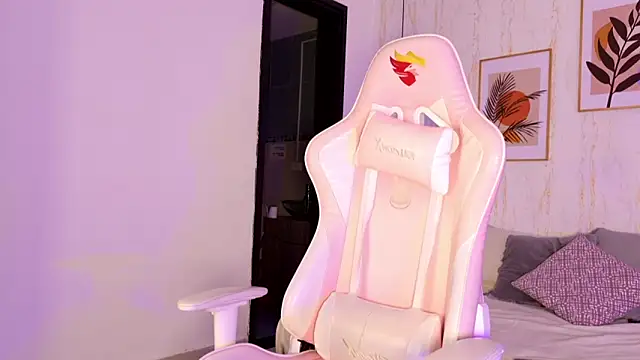 Ayleen Dunkan online show from 10/01/25, 12:33