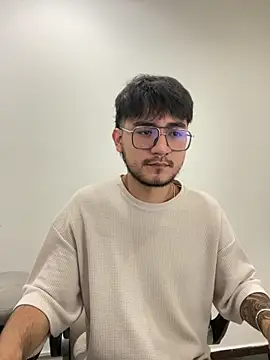 Snapshot of DanteRushh chatting on 10/11/25, 12:26 DanteRushh online show from 10/11/25, 12:26