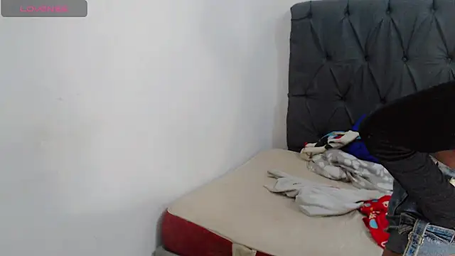 deborahotts online show from 10/07/25, 02:14