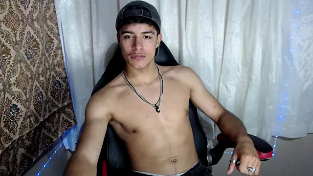 Snapshot of jacobbiker chatting on 11/10/25, 04:55 jacobbiker online show from 11/10/25, 04:55