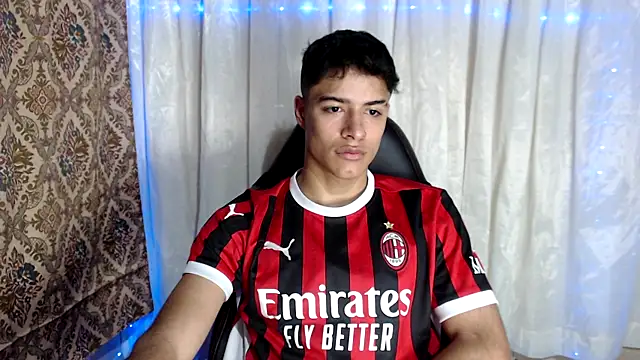 Snapshot of jacobbiker chatting on 11/14/25, 06:23 jacobbiker online show from 11/14/25, 06:23