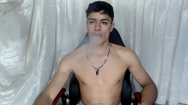 Snapshot of jacobbiker chatting on 11/19/25, 04:34 jacobbiker online show from 11/19/25, 04:34