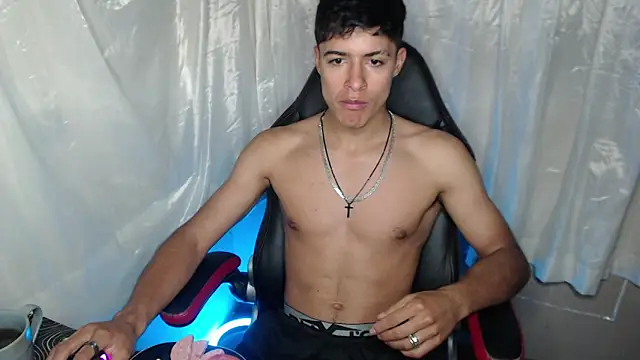 Snapshot of jacobbiker chatting on 12/15/25, 10:52 jacobbiker online show from 12/15/25, 10:52